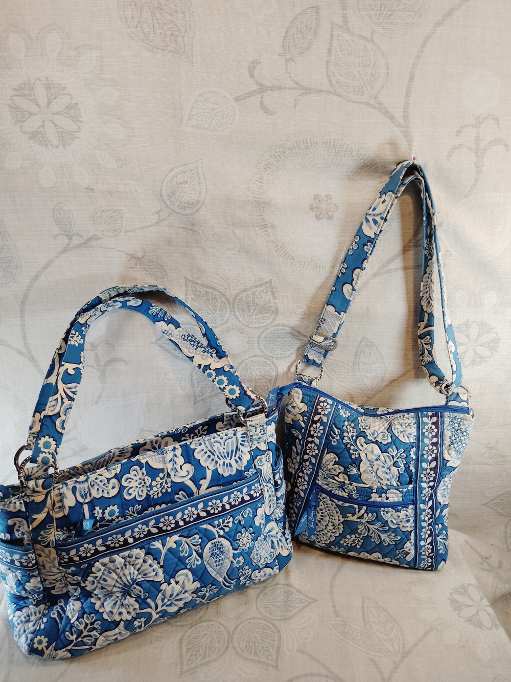 Vera Bradley 2pc  Blue and White Floral Quilted Crossbody & Shoulder Bag Set